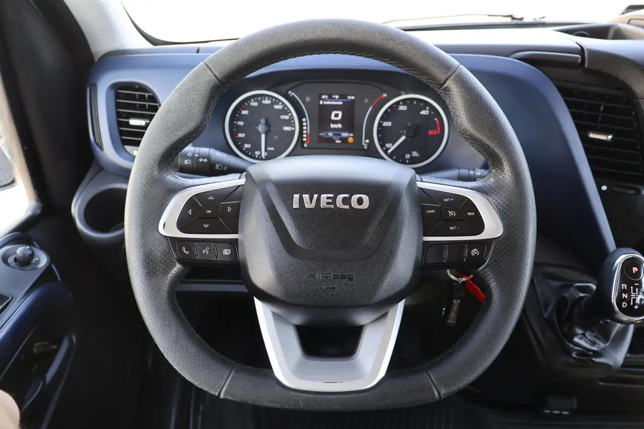 Iveco Daily 2021 — фото 18
