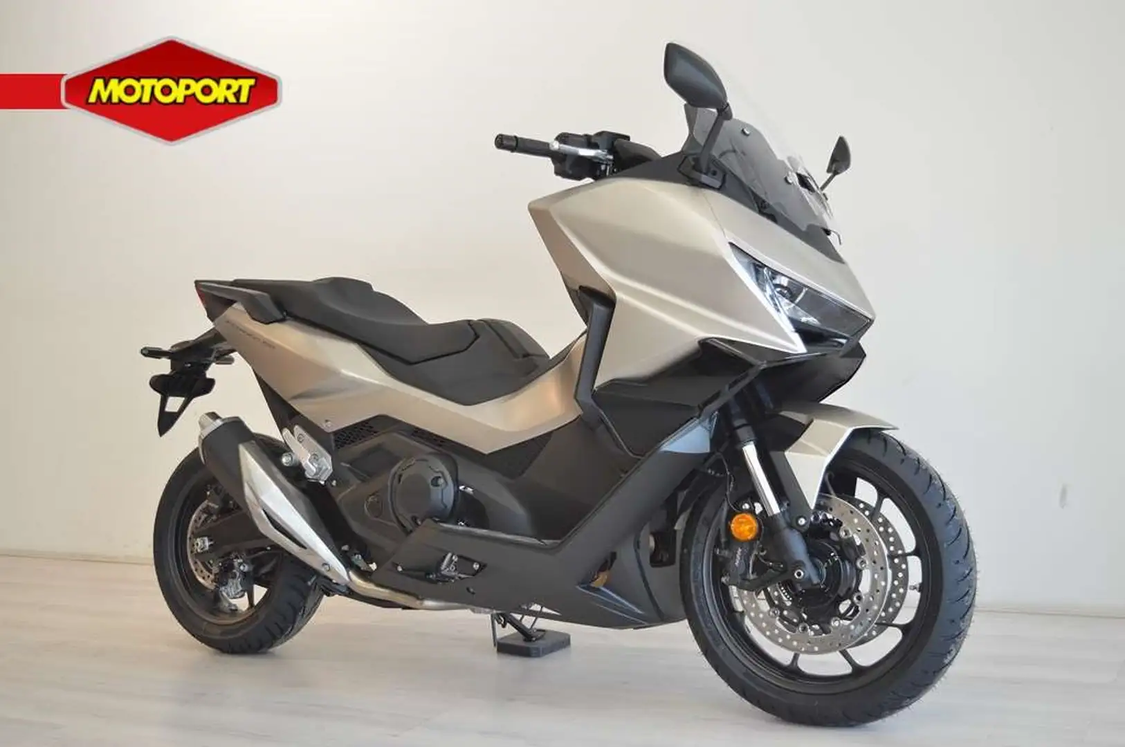 Honda Forza 750 NSS Noir - 2