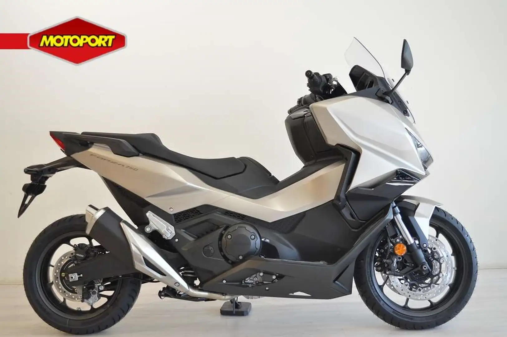 Honda Forza 750 NSS Noir - 1