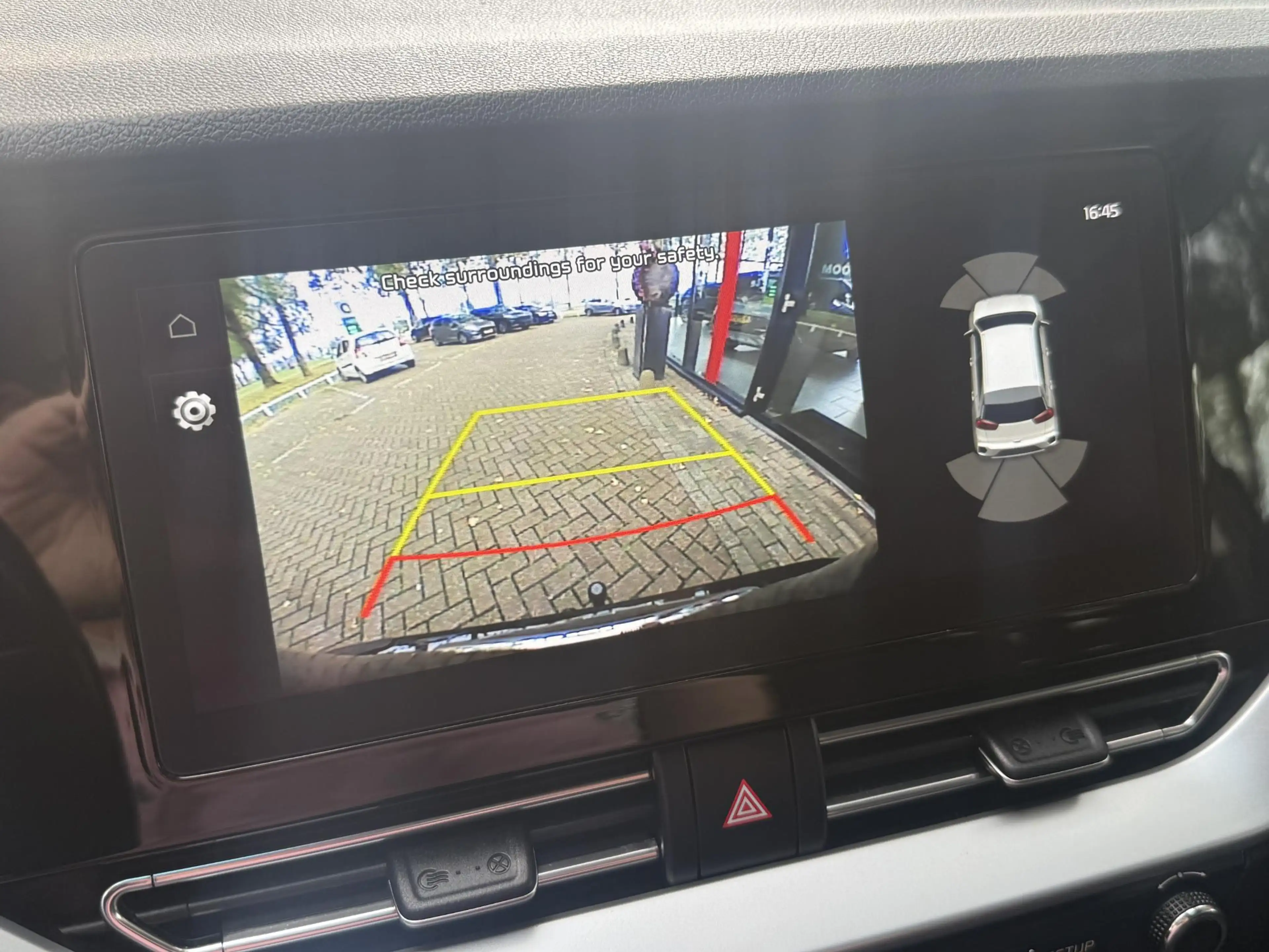 Kia Niro 1.6 GDi PHEV DynamicLine | Navigatie | Trekhaak | — photo 19