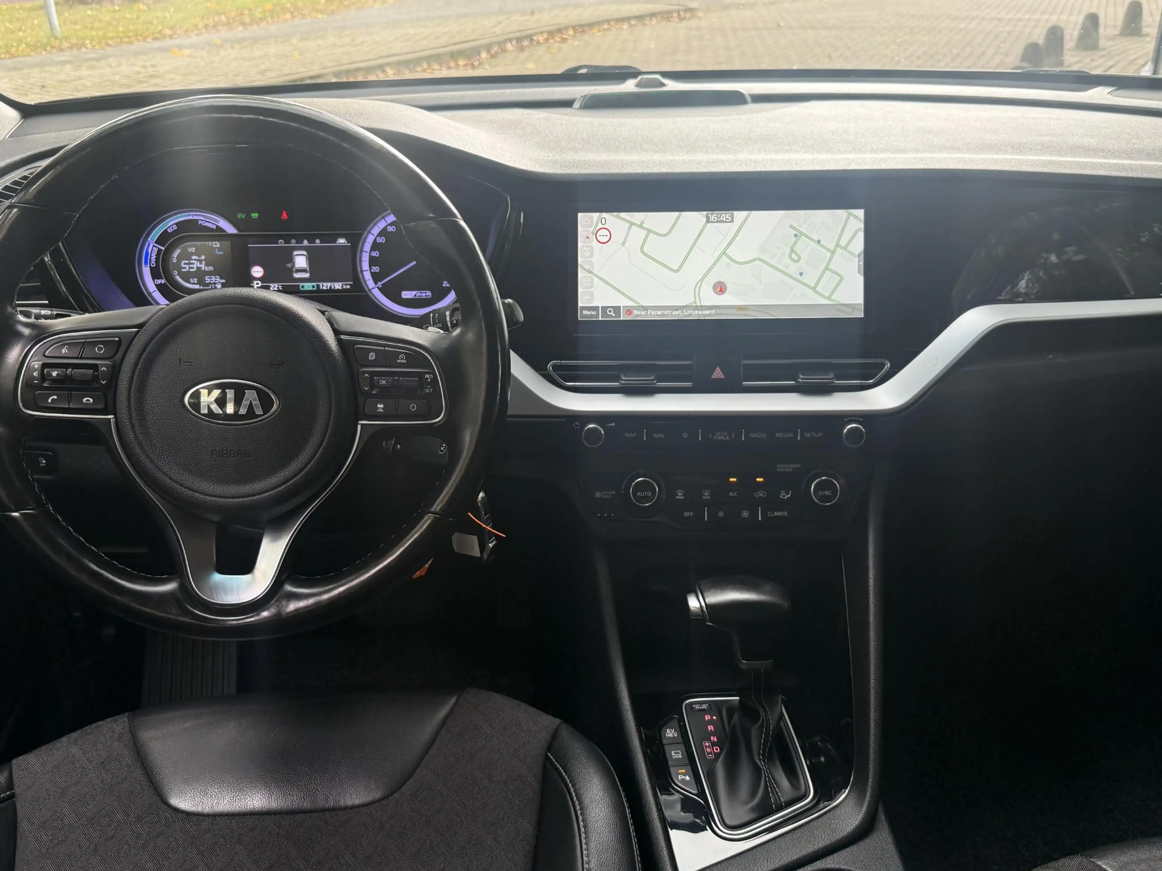 Kia Niro 1.6 GDi PHEV DynamicLine | Navigatie | Trekhaak | — photo 24