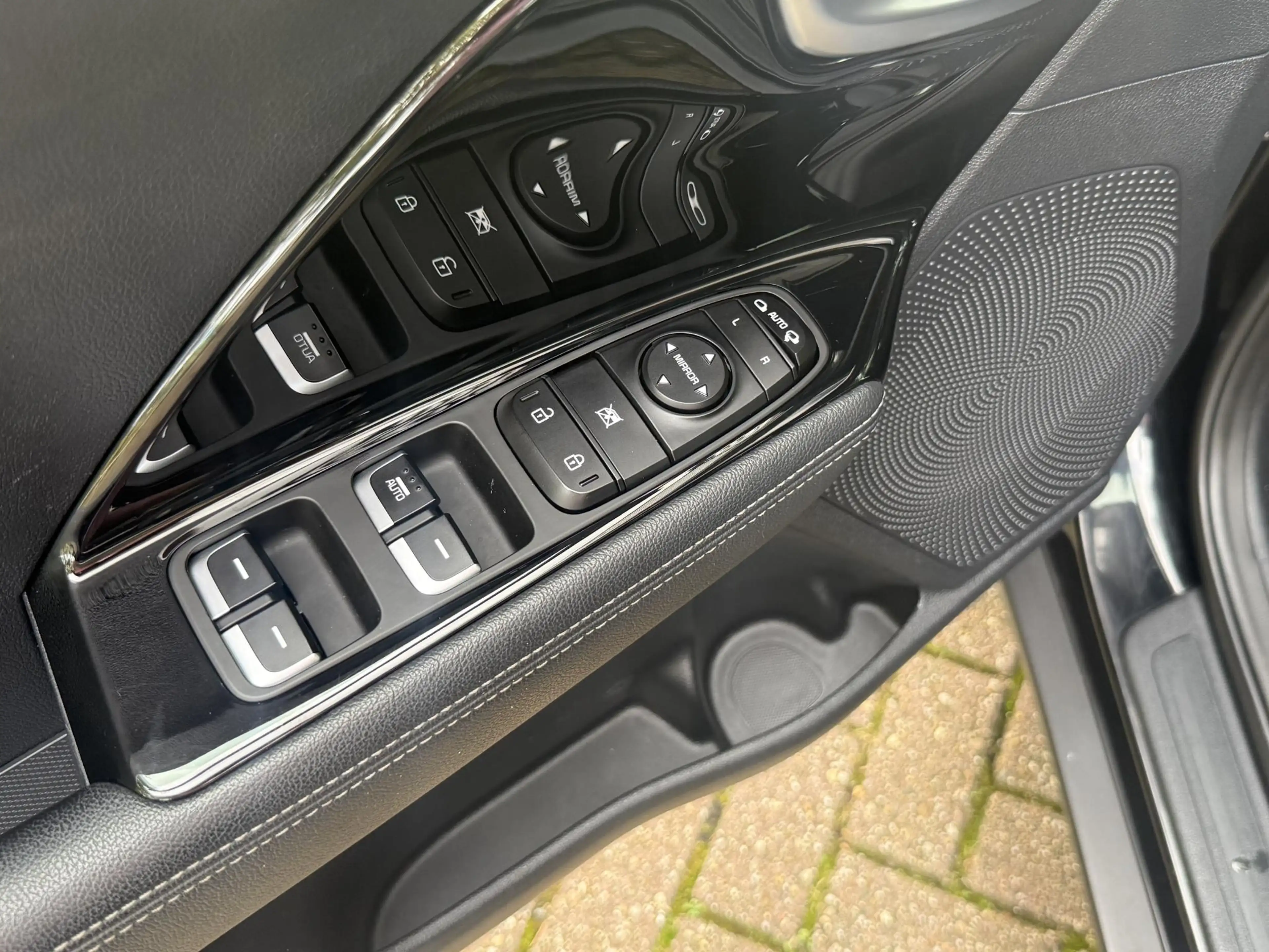 Kia Niro 1.6 GDi PHEV DynamicLine | Navigatie | Trekhaak | — photo 11