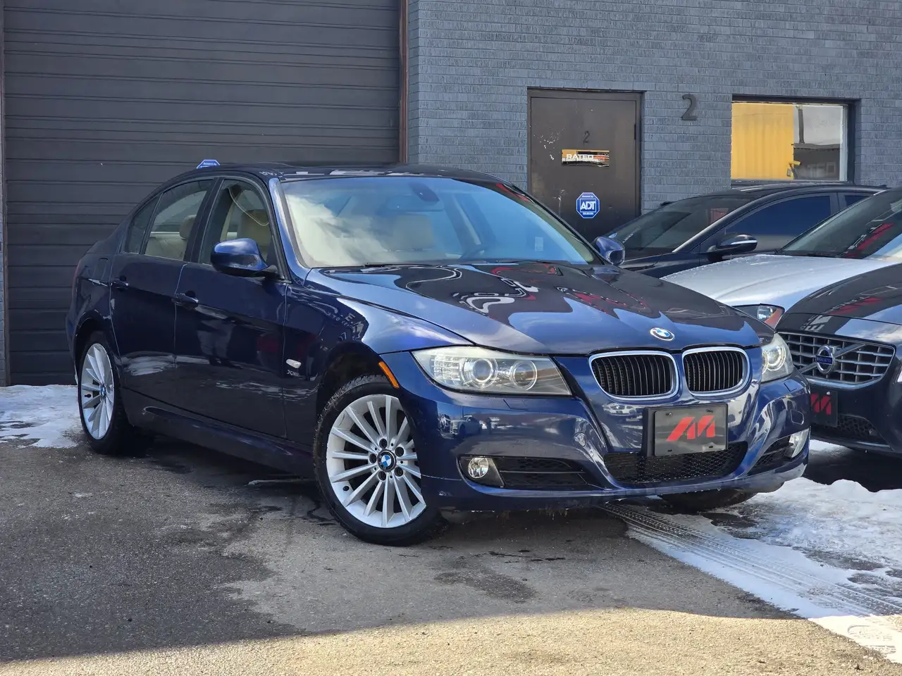 BMW 3 Series снимка BMW 3 Series