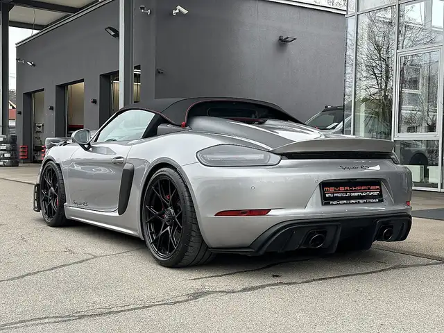 Porsche 718 Spyder RS PDK Ansicht 7