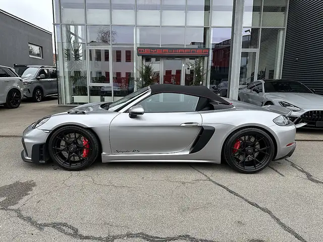 Porsche 718 Spyder RS PDK Ansicht 4