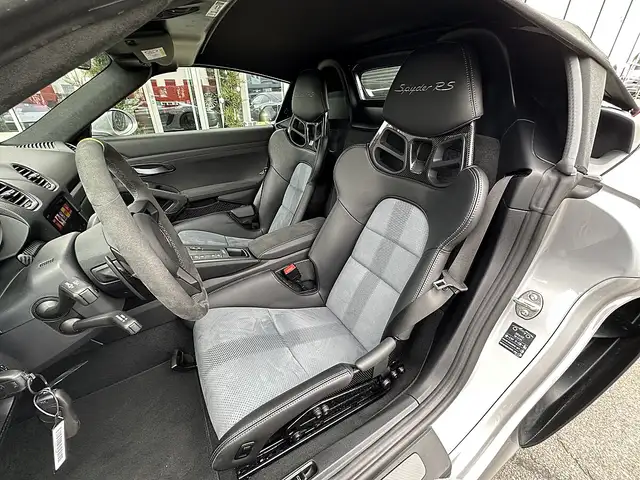 Porsche 718 Spyder RS PDK Ansicht 12