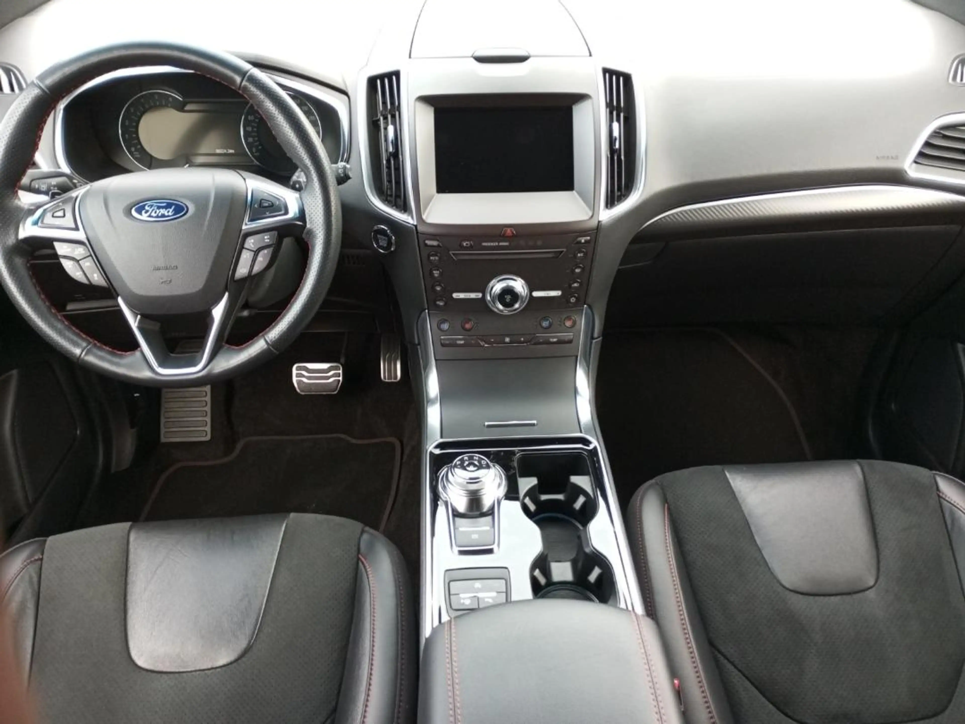 Ford Edge 2.0 Eco Blue ST-Line 4x4 AHK — photo 11