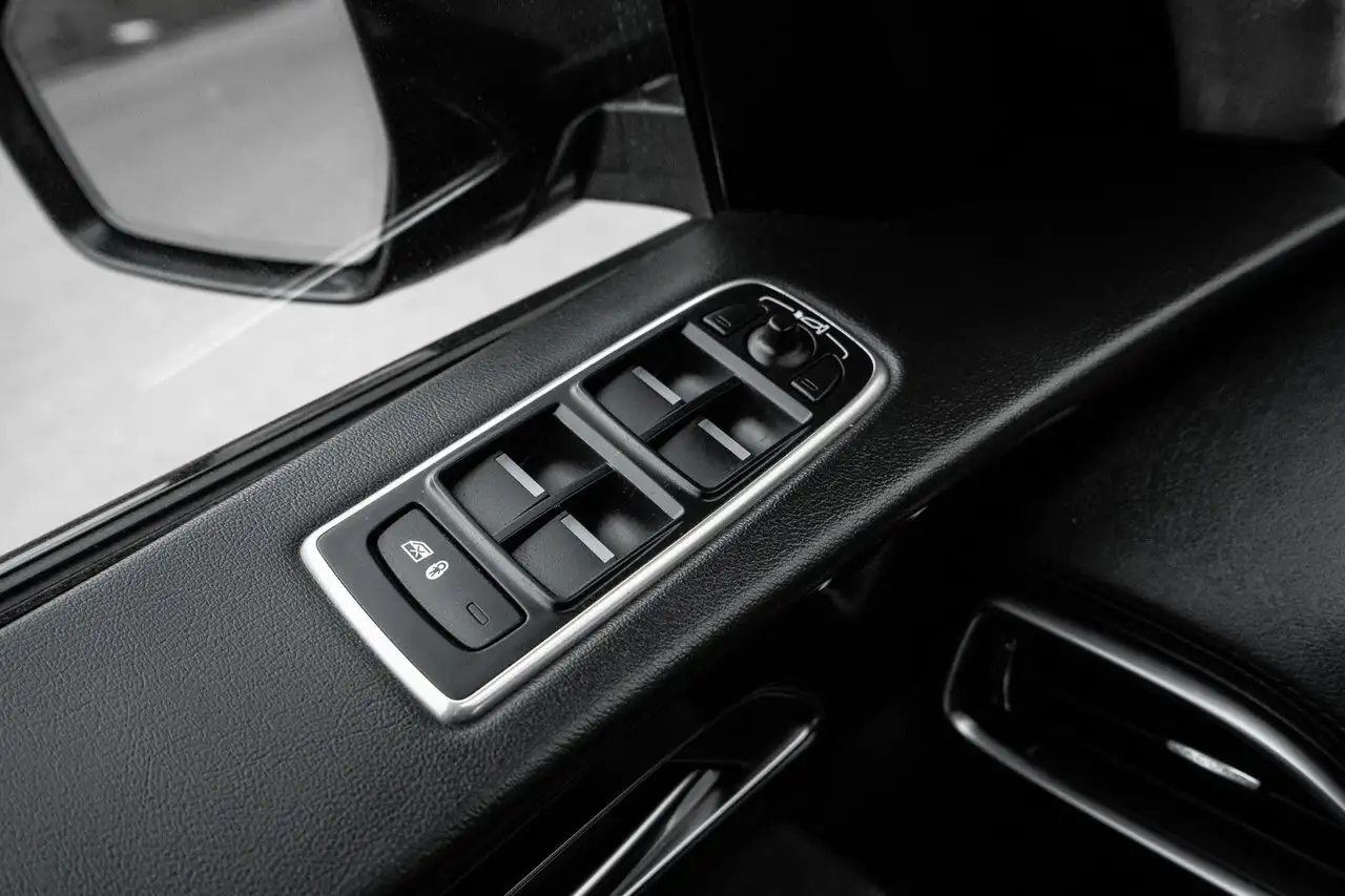 Jaguar F-Pace снимка Jaguar F-Pace