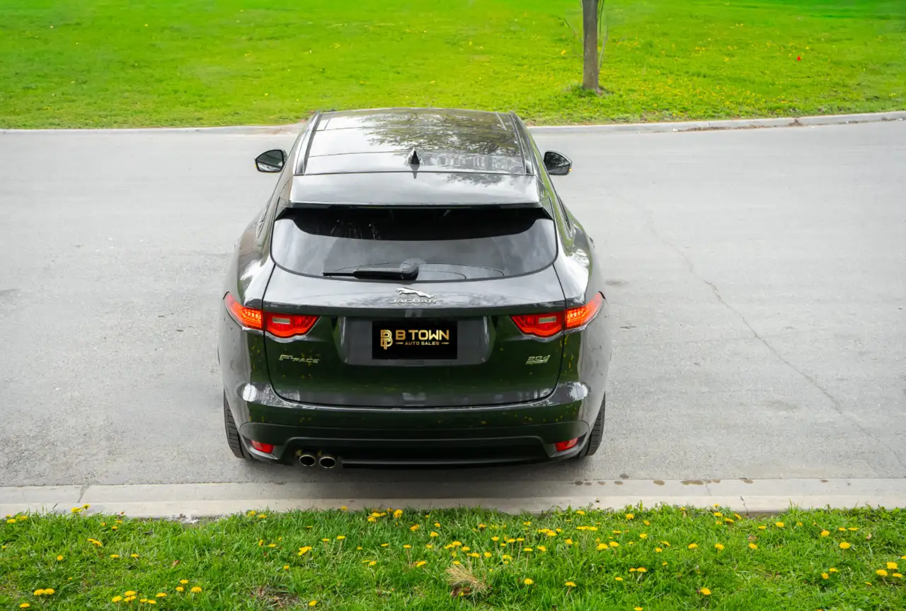 Jaguar F-Pace снимка Jaguar F-Pace