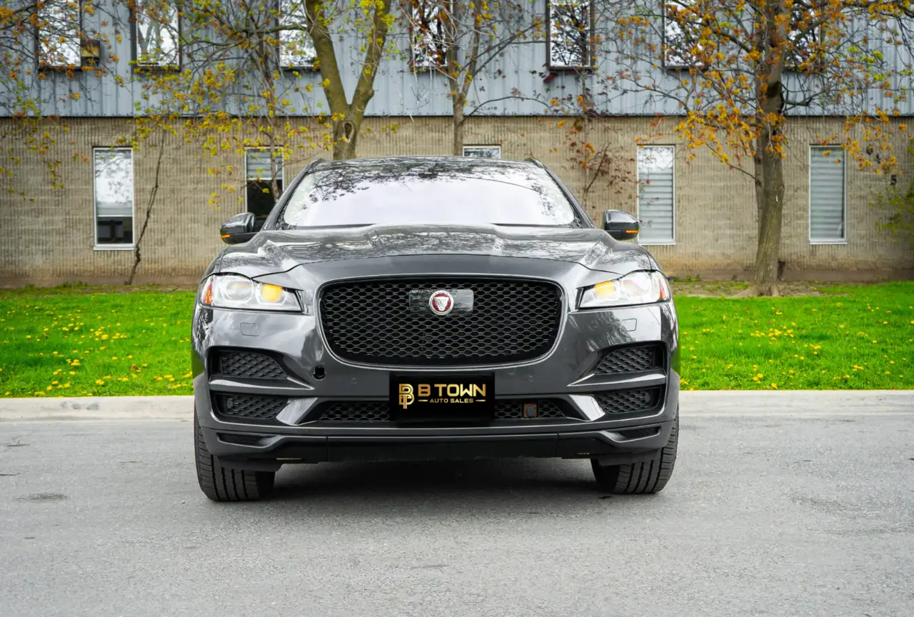 Jaguar F-Pace снимка Jaguar F-Pace