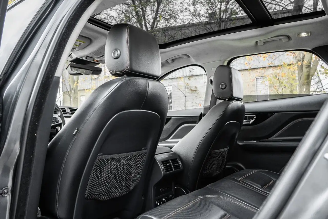 Jaguar F-Pace снимка Jaguar F-Pace