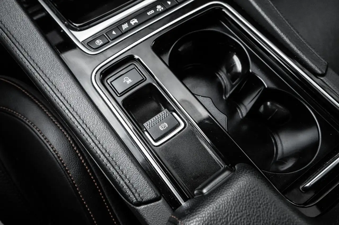Jaguar F-Pace снимка Jaguar F-Pace