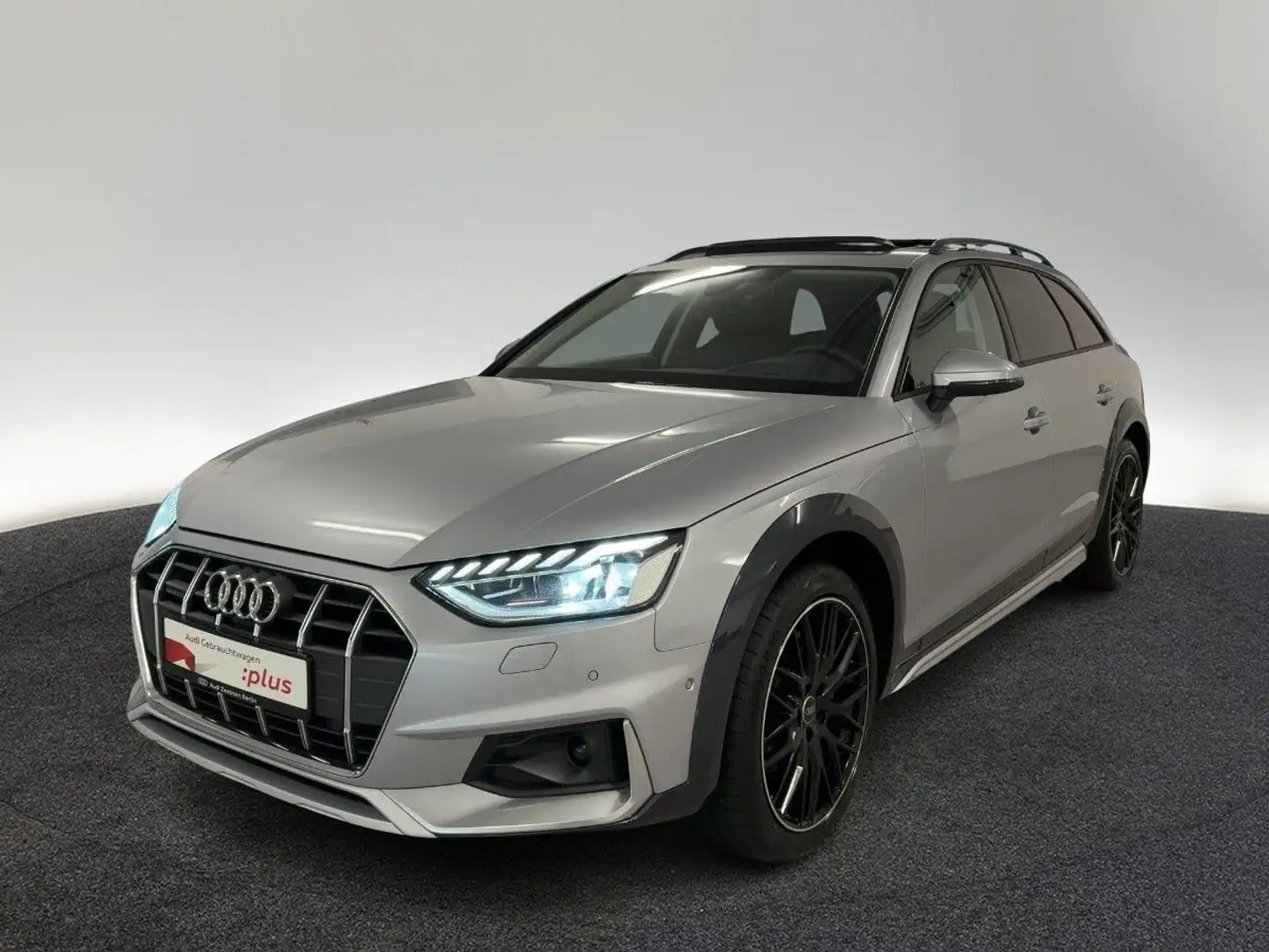 Audi A4 allroad quattro 40 TDI S tr. STDHZG PANO HUD Silber - 2