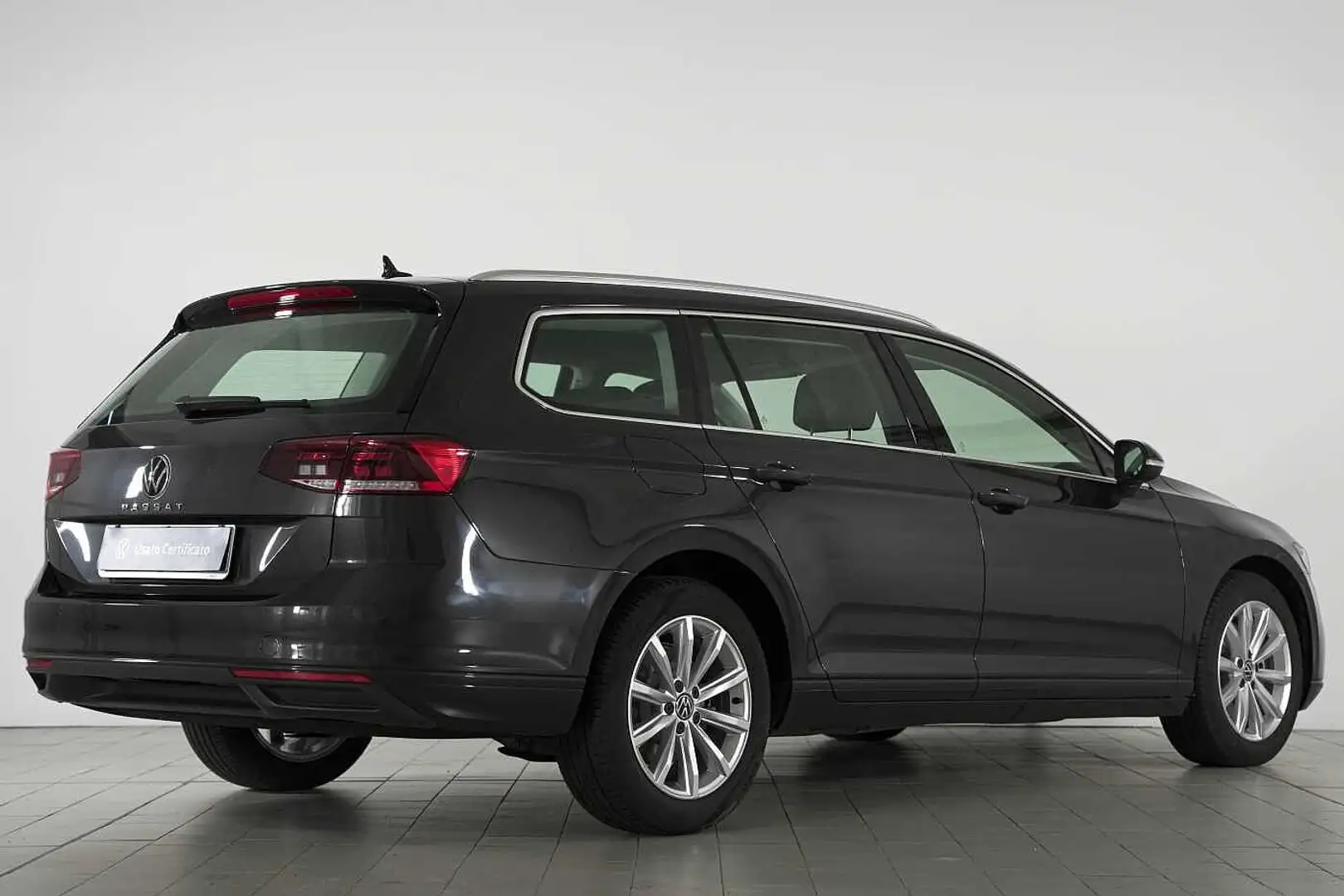 Volkswagen Passat Variant 2.0 TDI  DSG Business 150 CV Grigio - 2