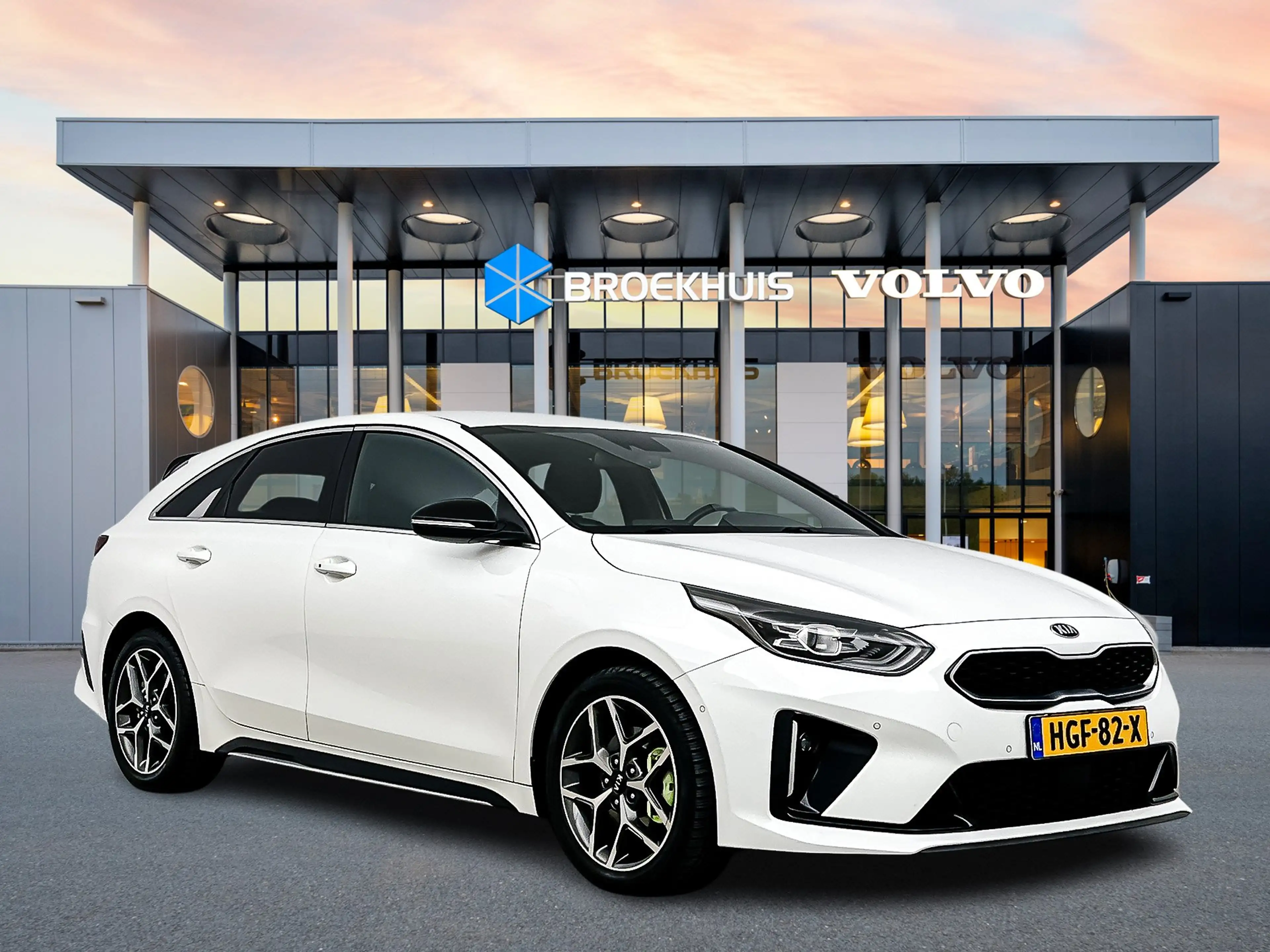 Kia ProCeed / pro_cee'd 1.4 T-GDI GT Line | 18" | Sportstoelen | JBL Audio — photo 2