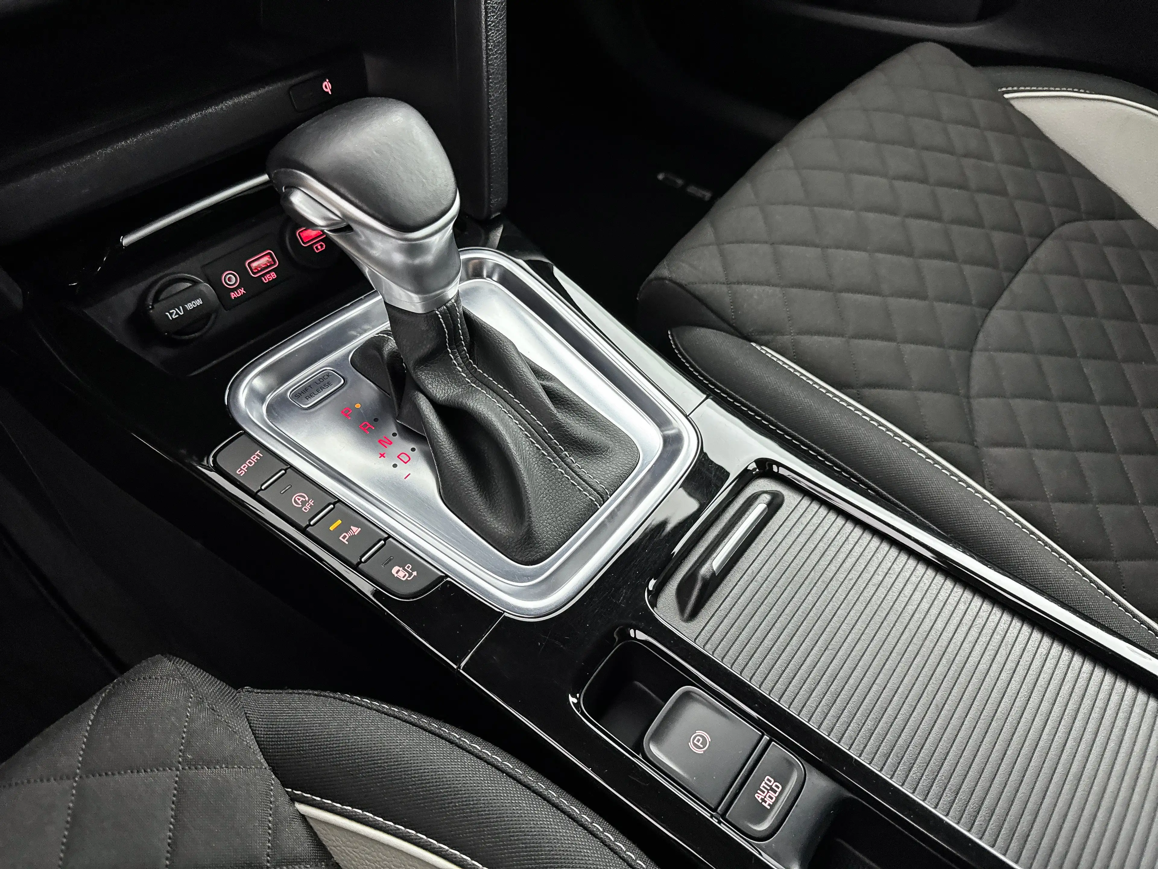 Kia ProCeed / pro_cee'd 1.4 T-GDI GT Line | 18" | Sportstoelen | JBL Audio — photo 17