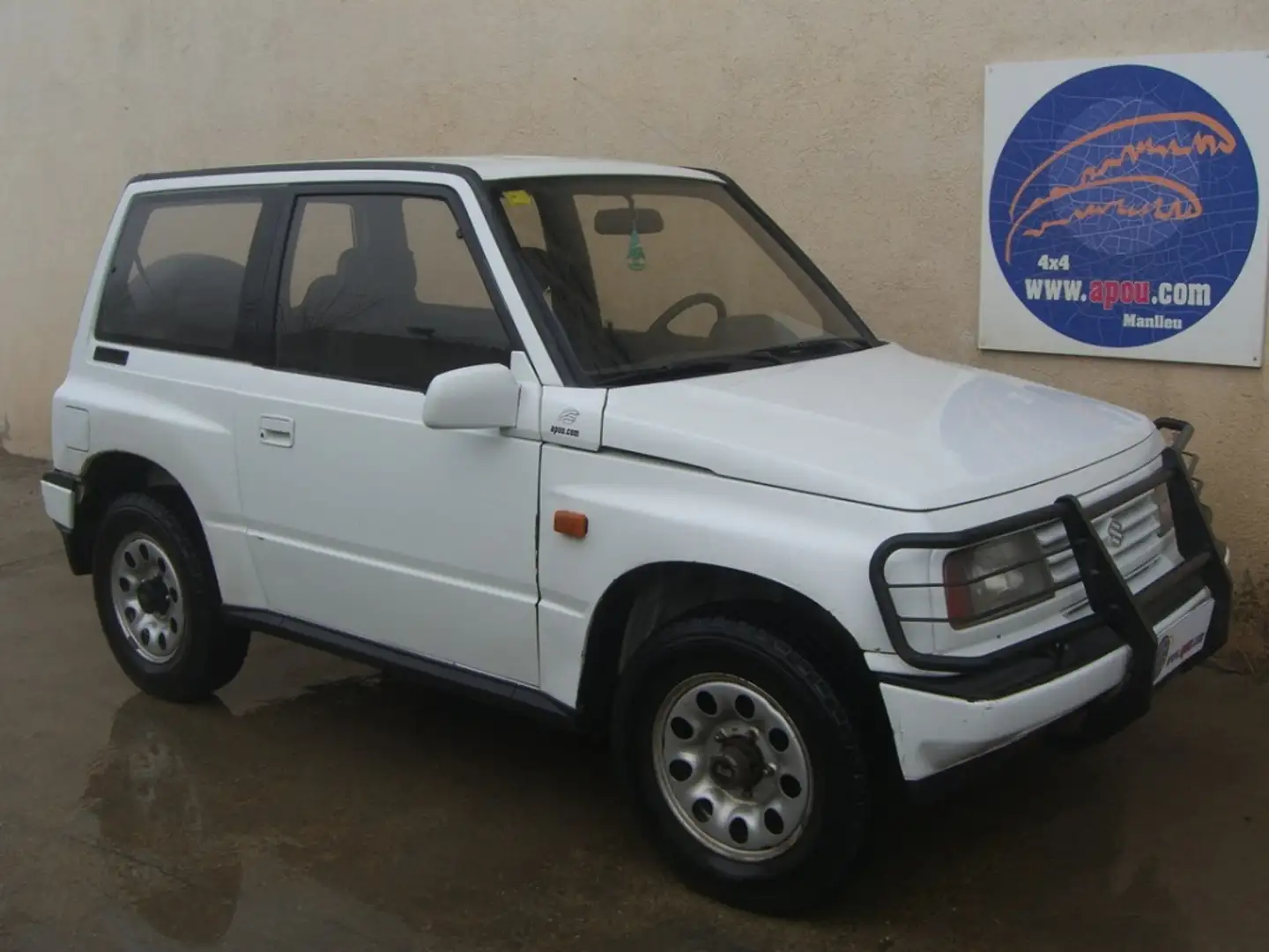 Suzuki Vitara 1.6 Techo Metálico Weiß - 2