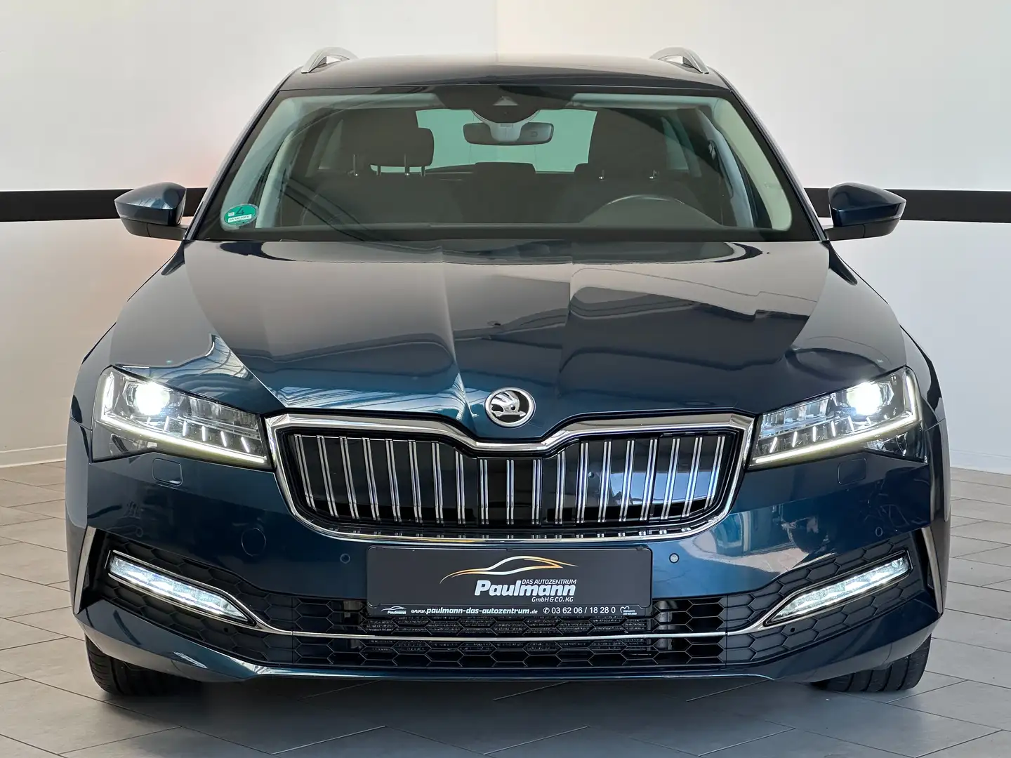 Skoda Superb Superb III Combi iV Combi TSI DSG Style Navi*LED Blau - 2