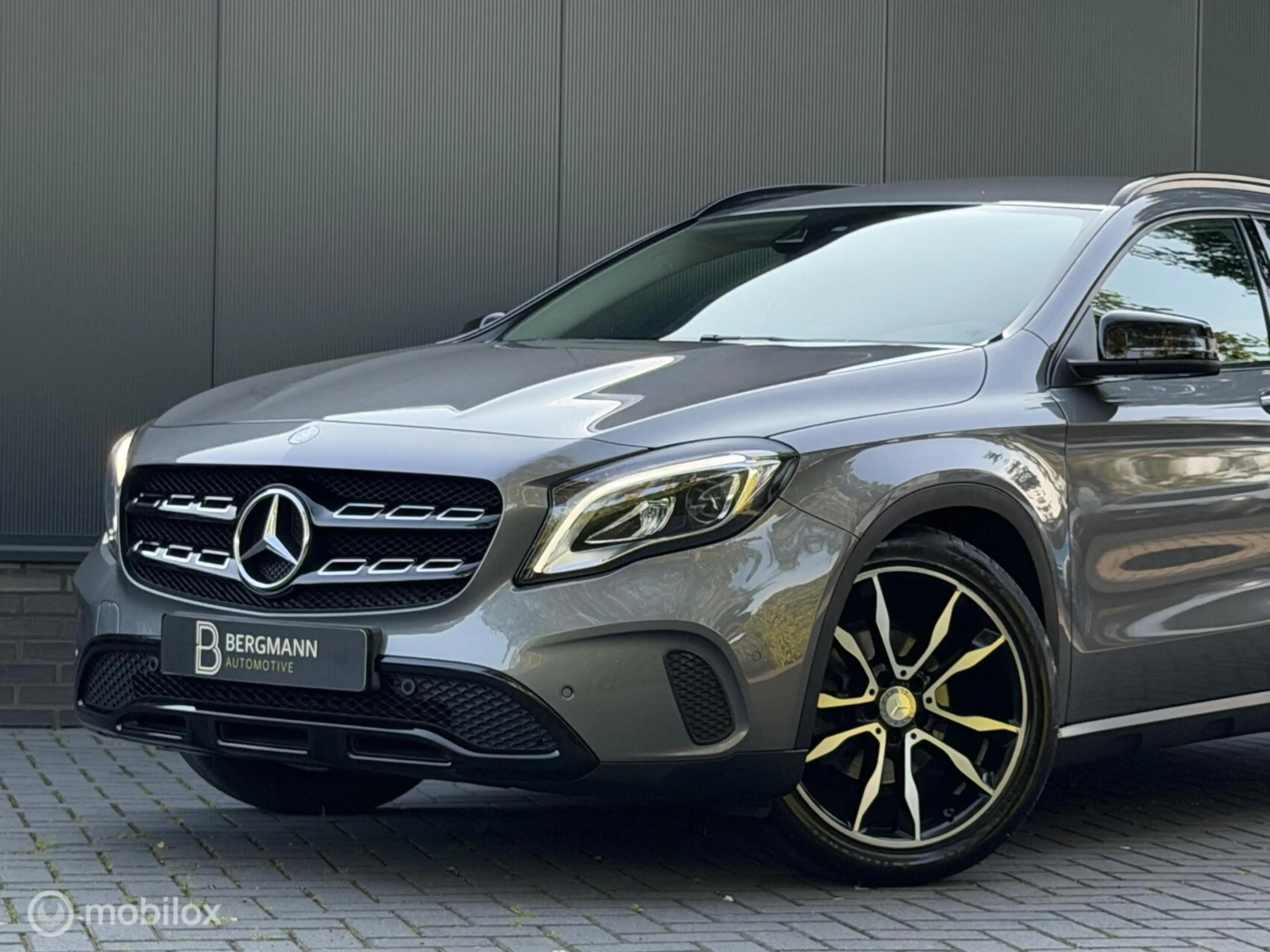 Mercedes-Benz GLA 180 Urban|Night|19”|Camera|Trekh.|Cruise — photo 6