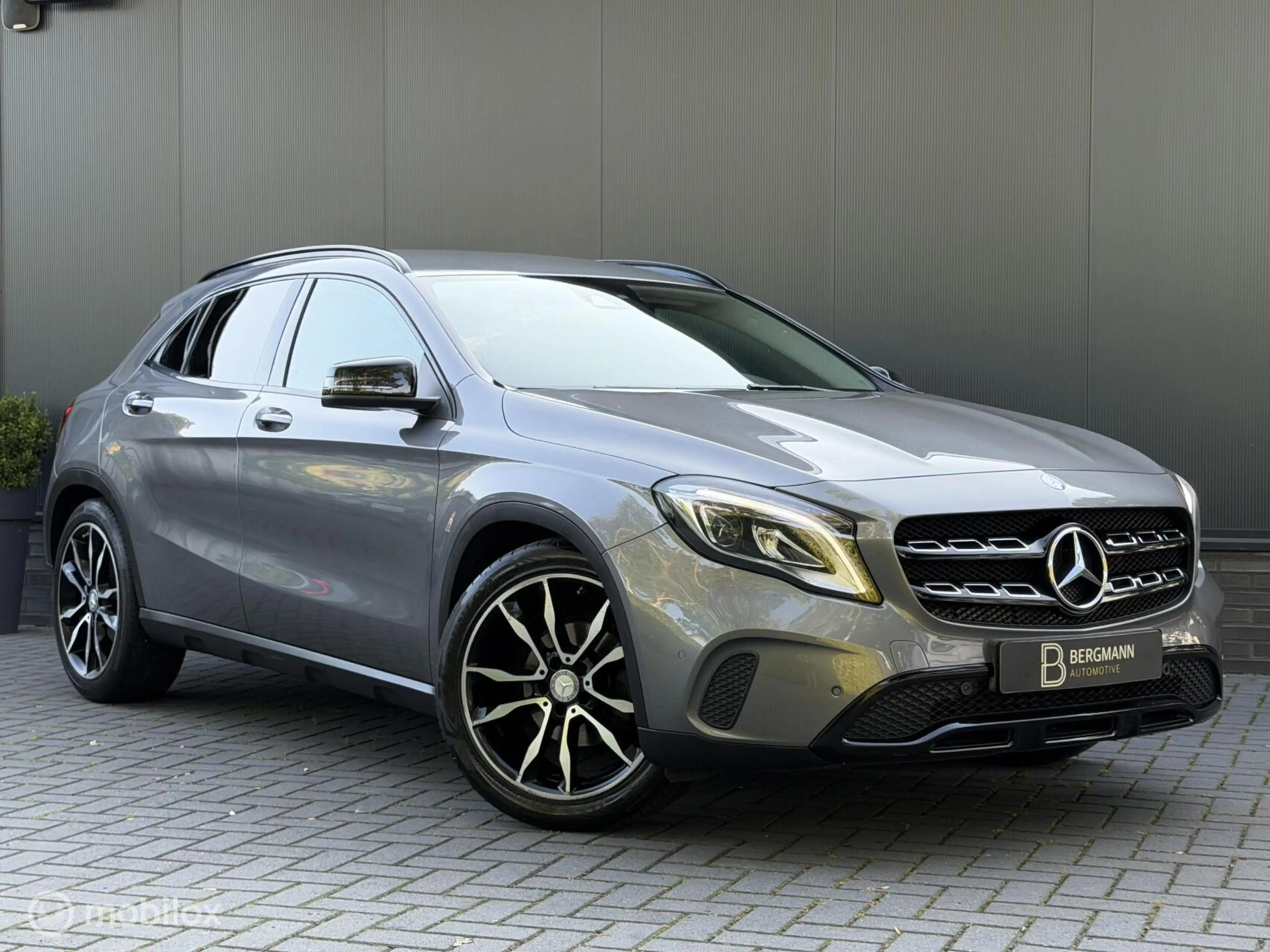 Mercedes-Benz GLA 180 Urban|Night|19”|Camera|Trekh.|Cruise — photo 9