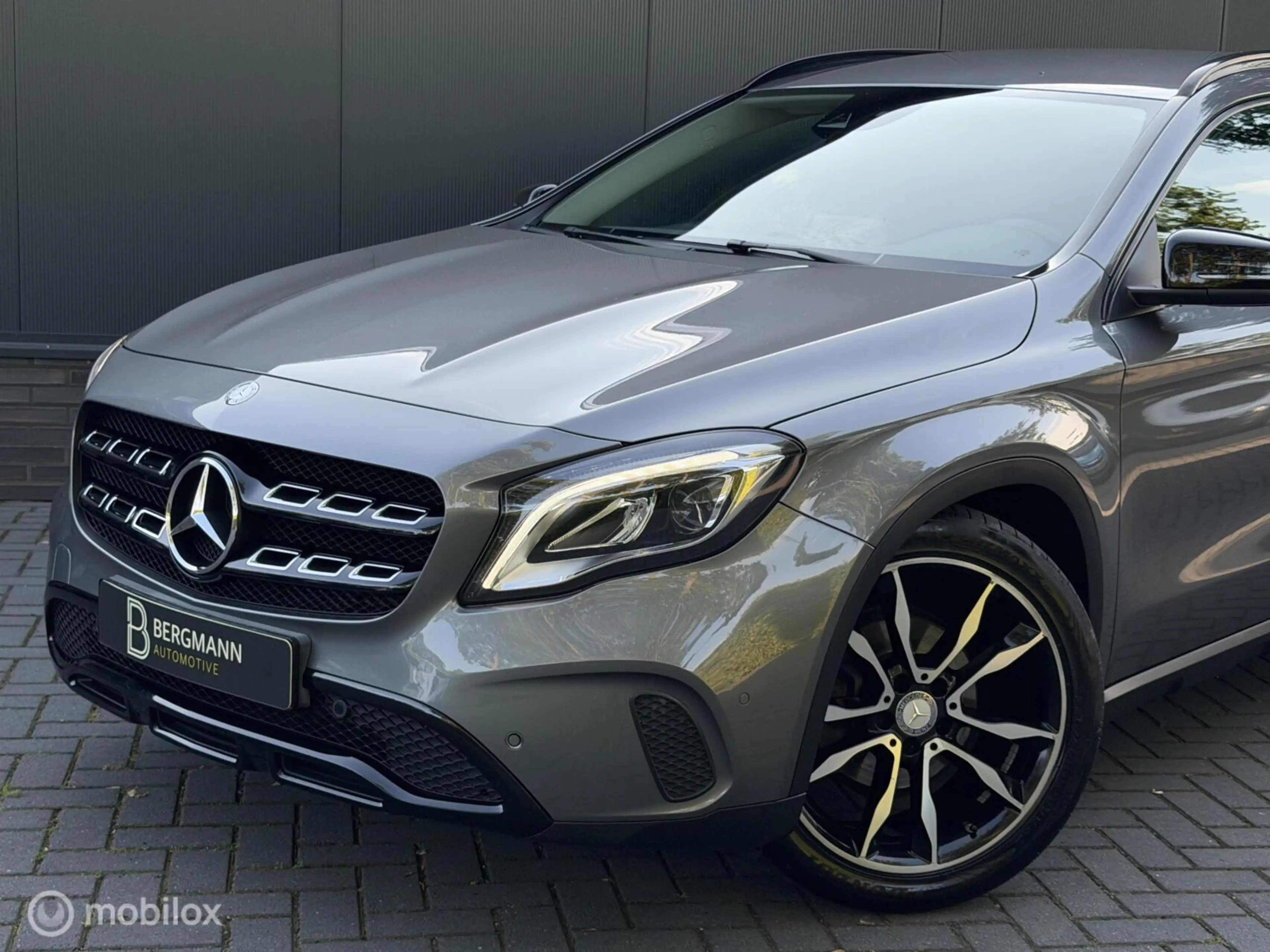 Mercedes-Benz GLA 180 Urban|Night|19”|Camera|Trekh.|Cruise — photo 7