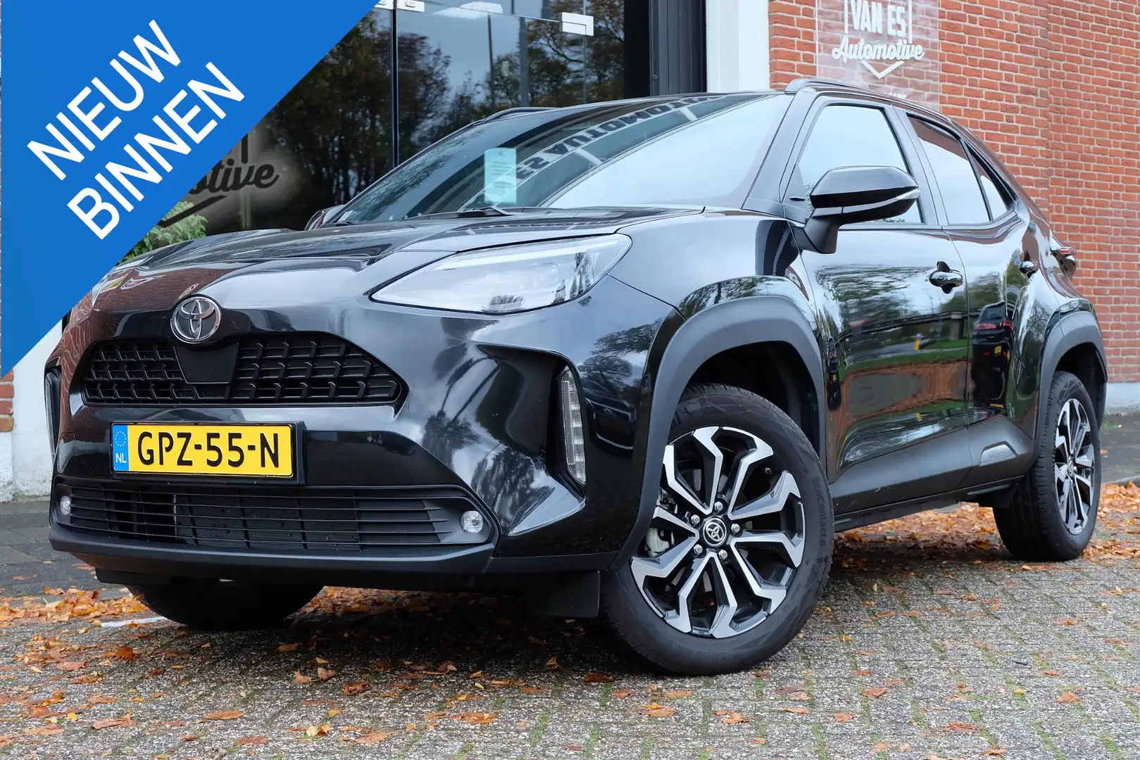 Toyota Yaris Cross 1.5 Hybrid 115 First Edition / Fabrieksgarantie t/ Zwart - 1