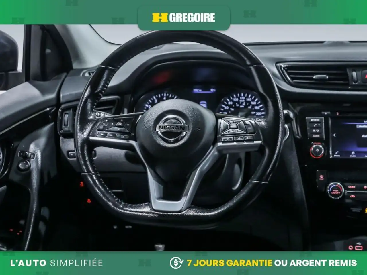 Nissan Qashqai снимка Nissan Qashqai