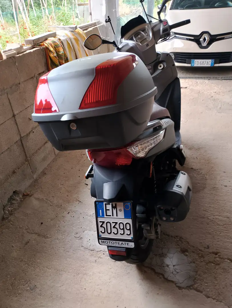 Kymco People GT300i Argent - 2