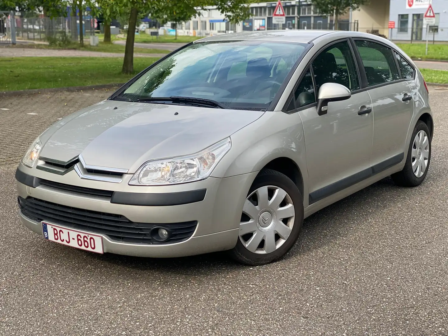 Citroen C4 Beige - 1