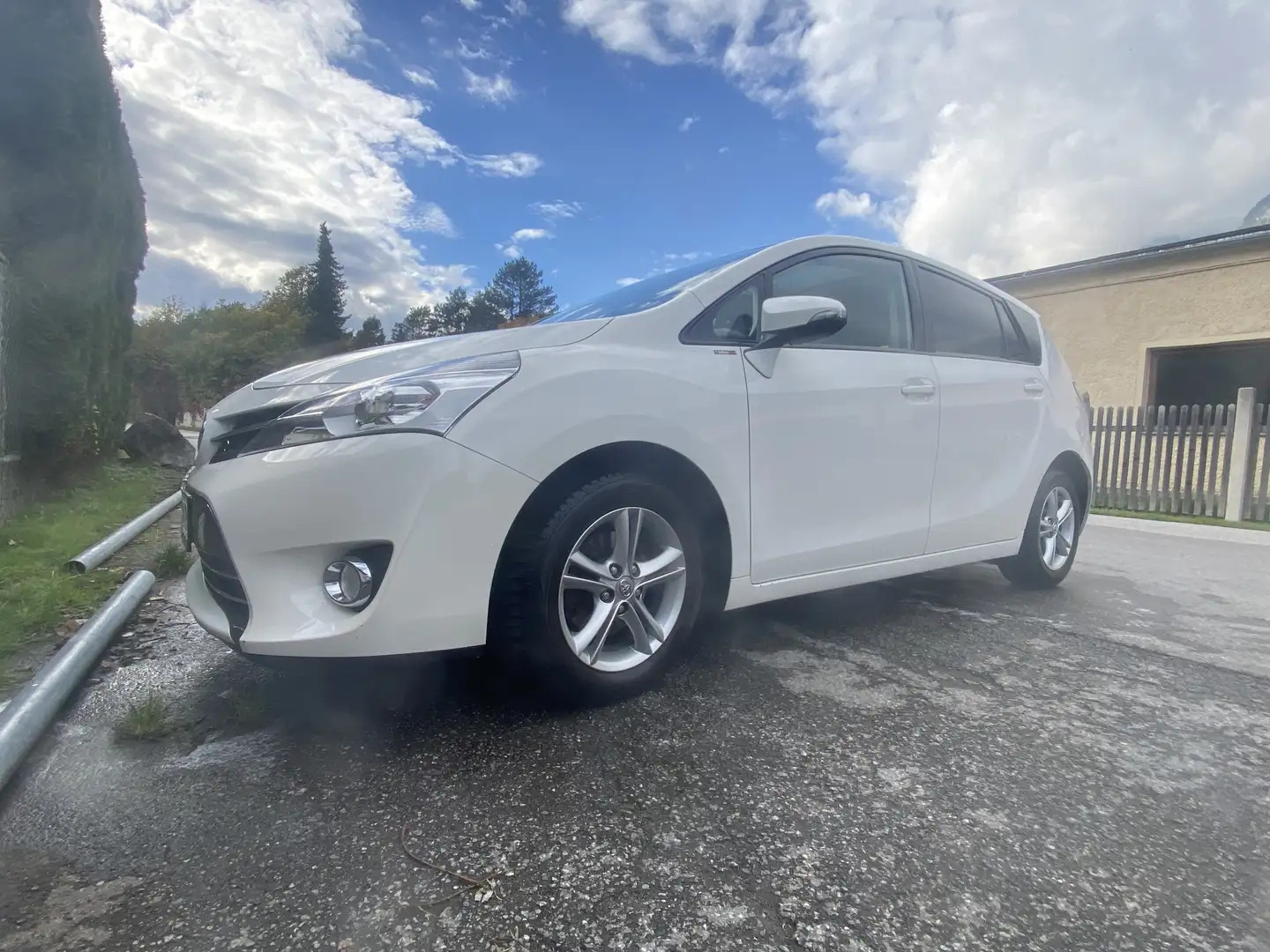 Toyota Verso 1,6 Valvematic Active - 1