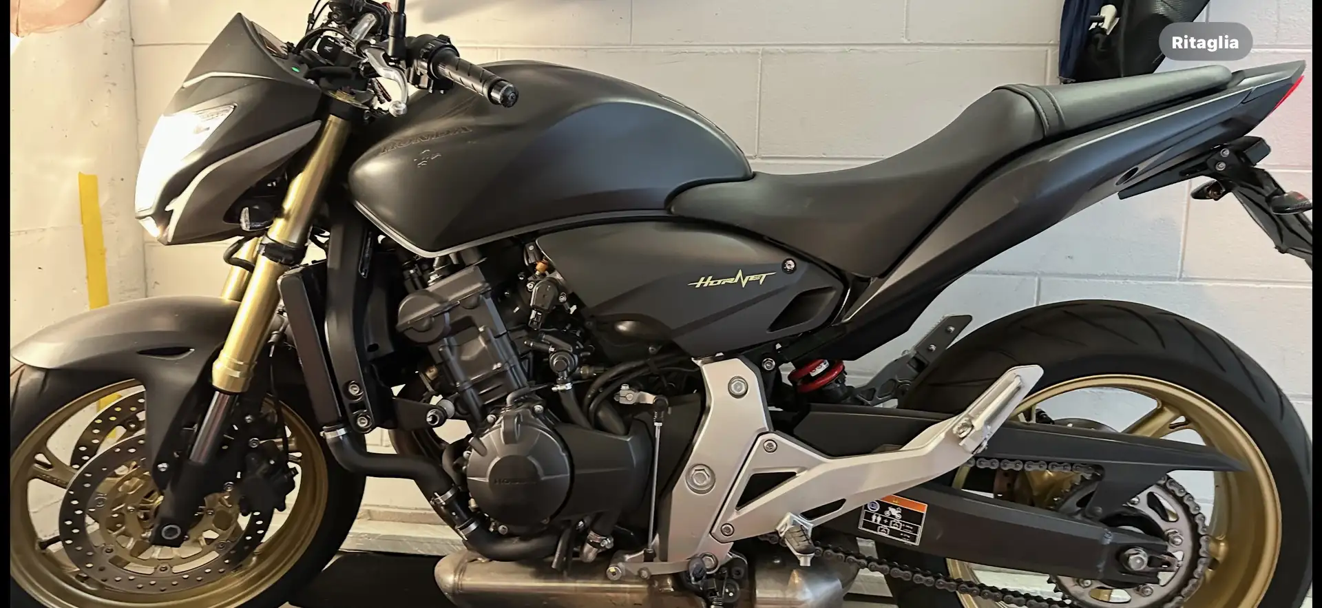 Honda Hornet - 2