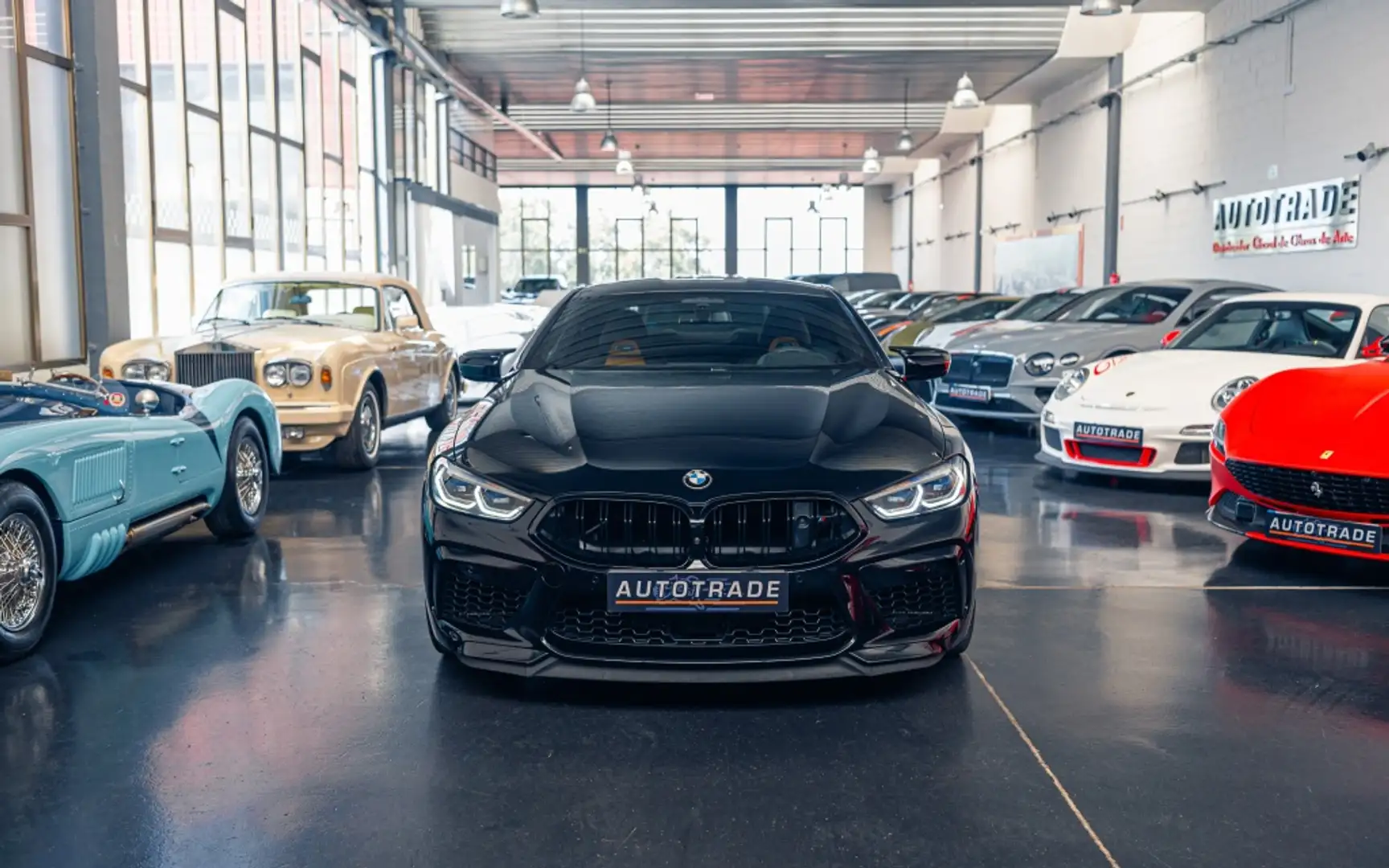 BMW M8 Competition Coupé Negro - 2