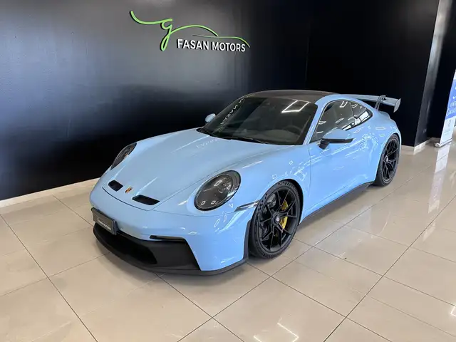 Porsche 992