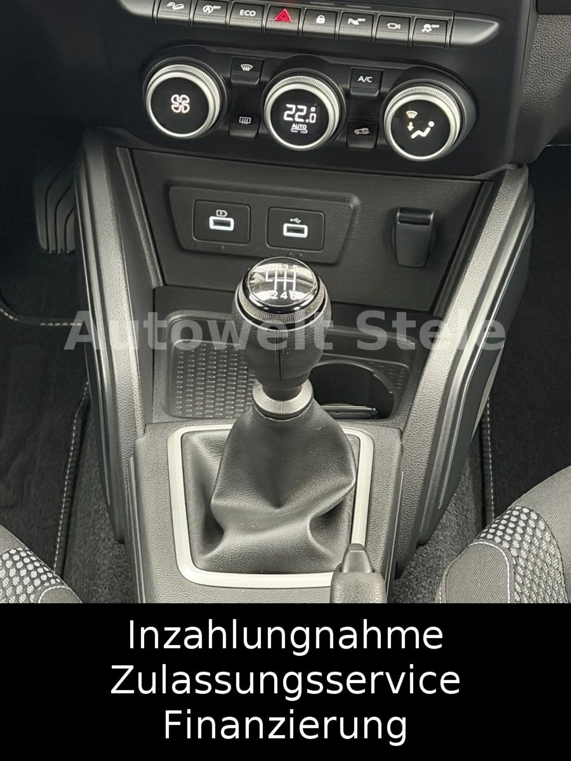 Dacia Duster II Journey 4WD Navi AHK Kamera Winterp. — photo 14