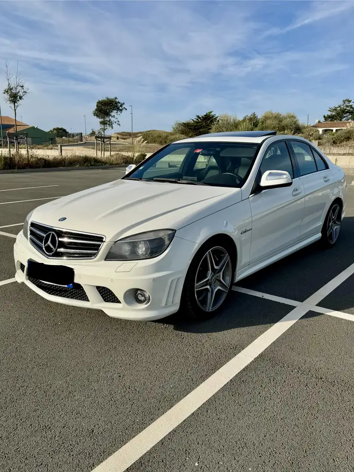 Mercedes-Benz C 63 AMG