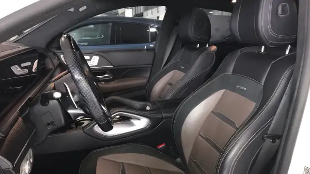 Mercedes-Benz G-Class view 7