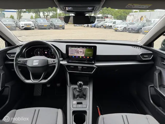 Seat Leon view 2