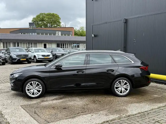 Seat Leon view 7