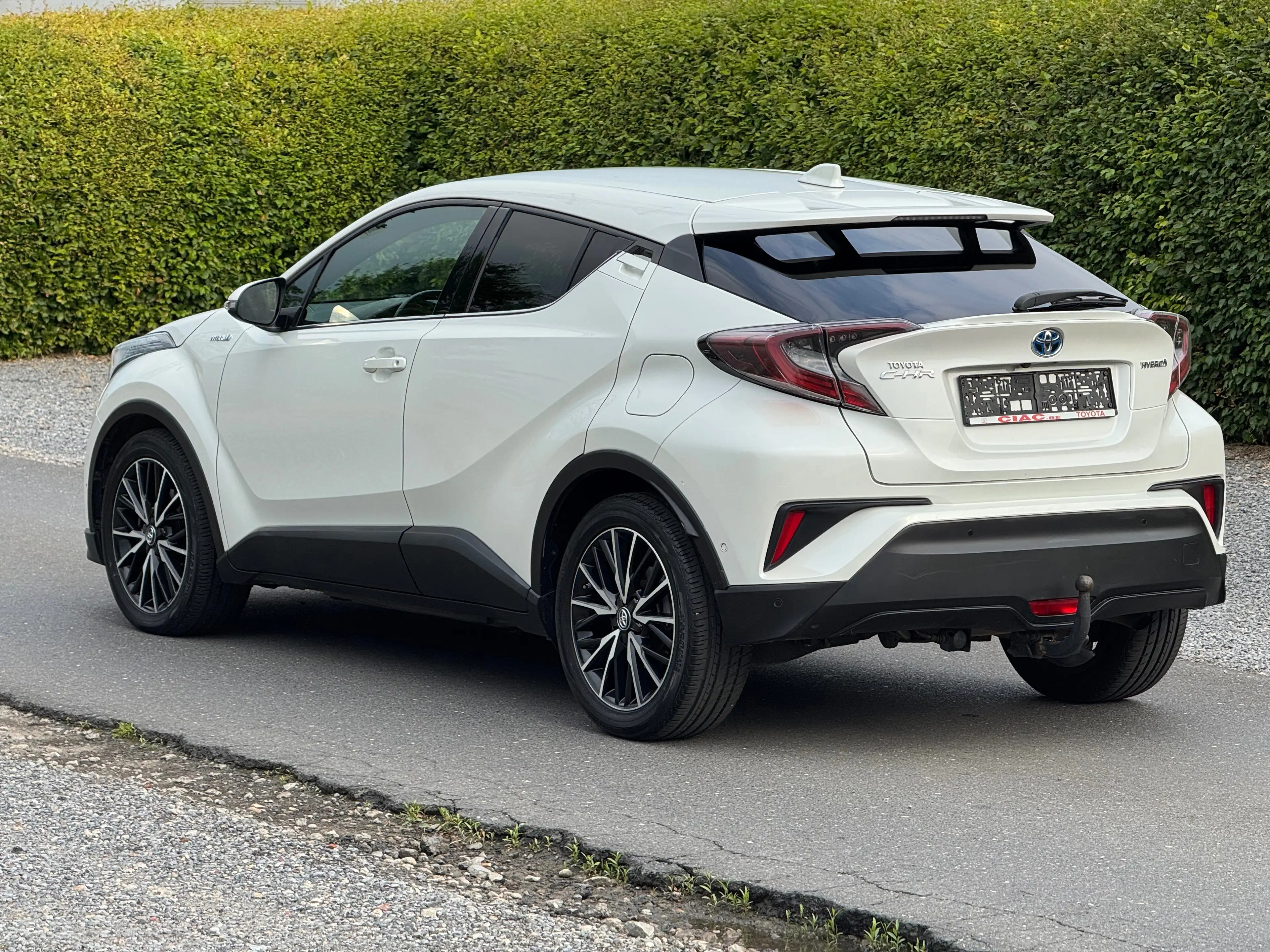 Toyota C-HR C-HR Hybrid 1.8i VVT-i C-Ult Launch Edition — photo 7