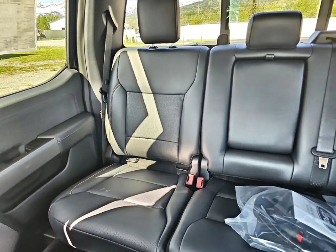 Ford F 350 снимка Ford F 350