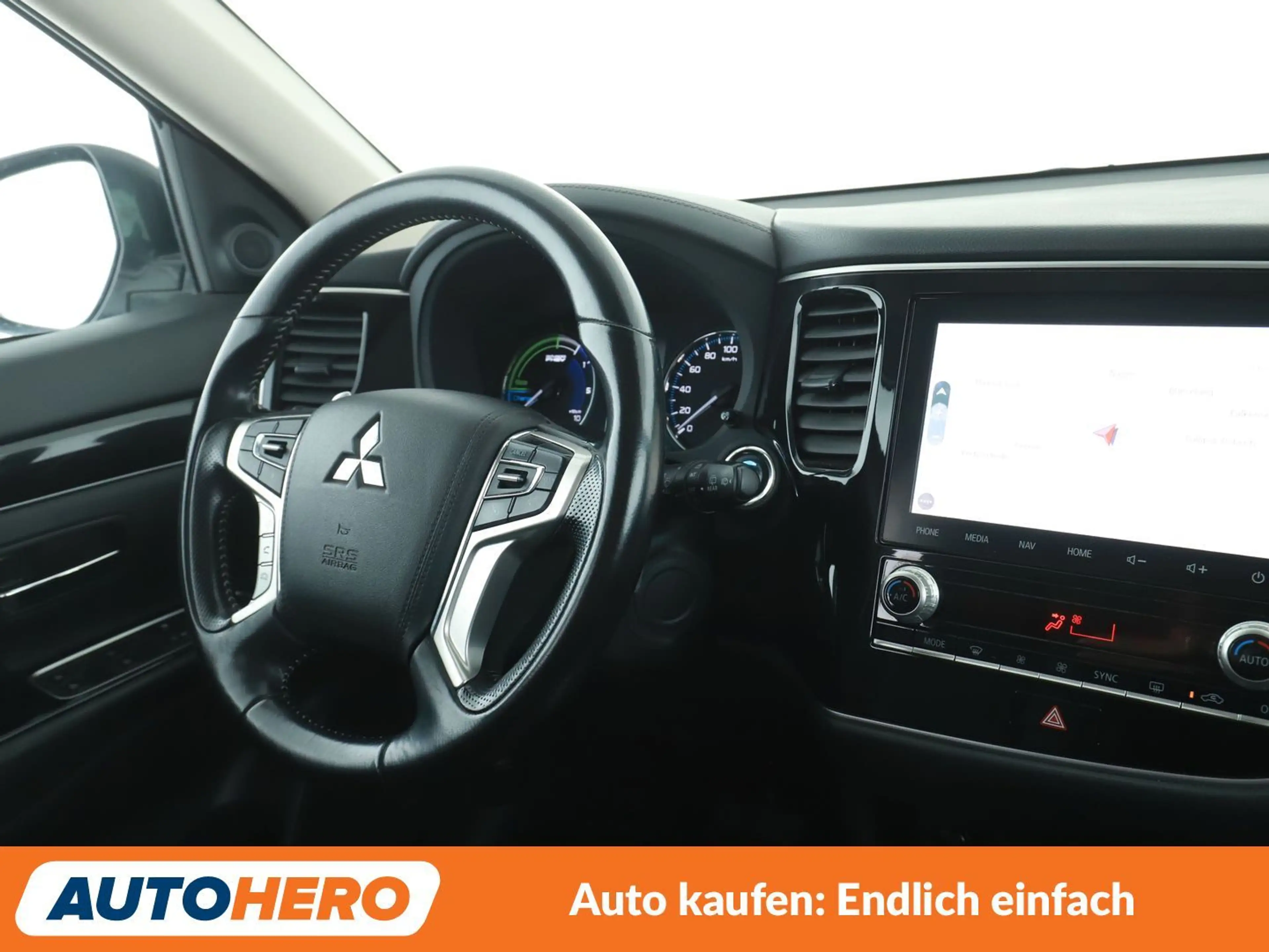 Mitsubishi Outlander 2.4 PHEV 4WD Aut.*NAV*TEMPO*CAM*SHZ*AHK*ALU* — photo 13