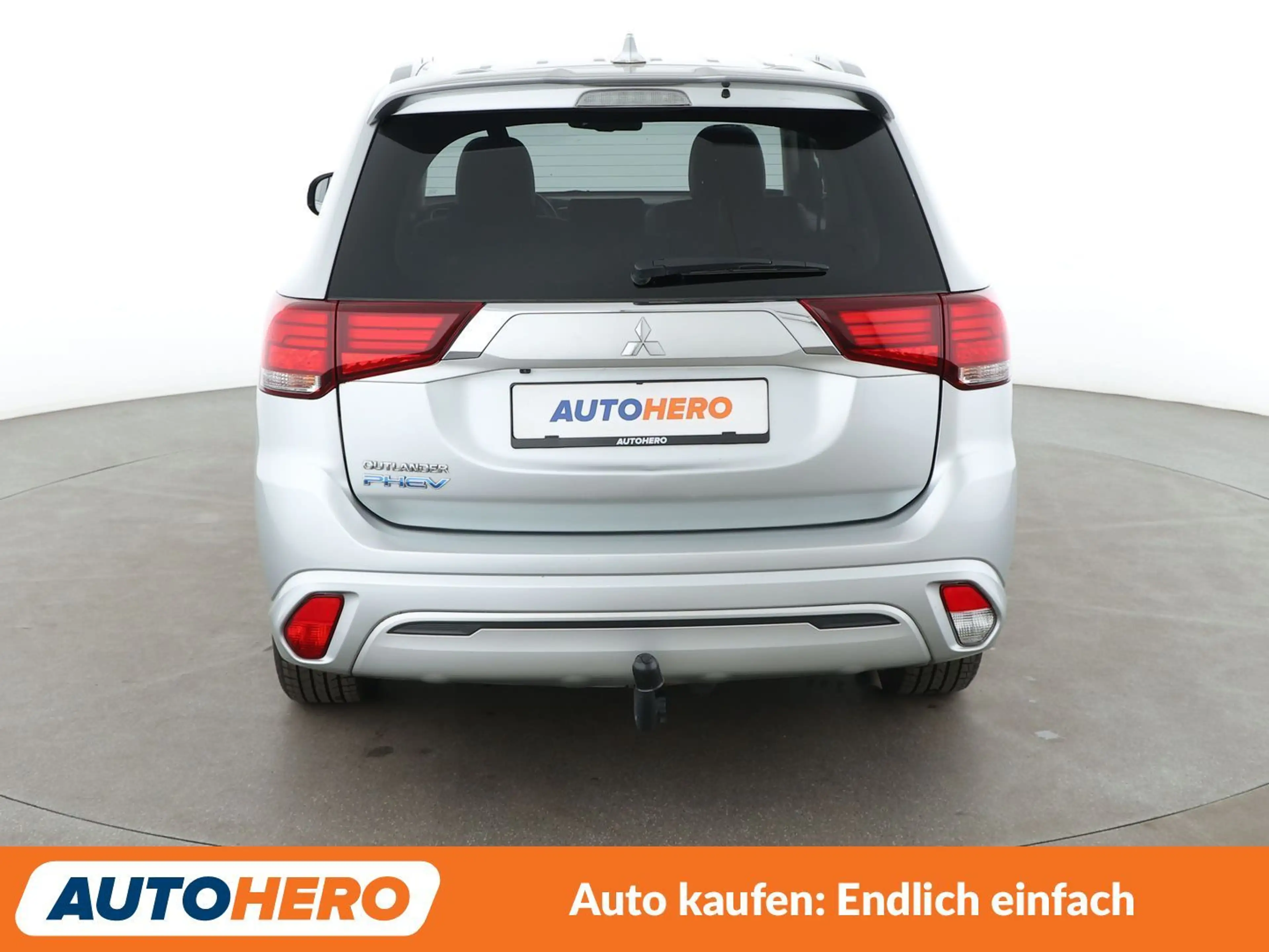 Mitsubishi Outlander 2.4 PHEV 4WD Aut.*NAV*TEMPO*CAM*SHZ*AHK*ALU* — photo 5