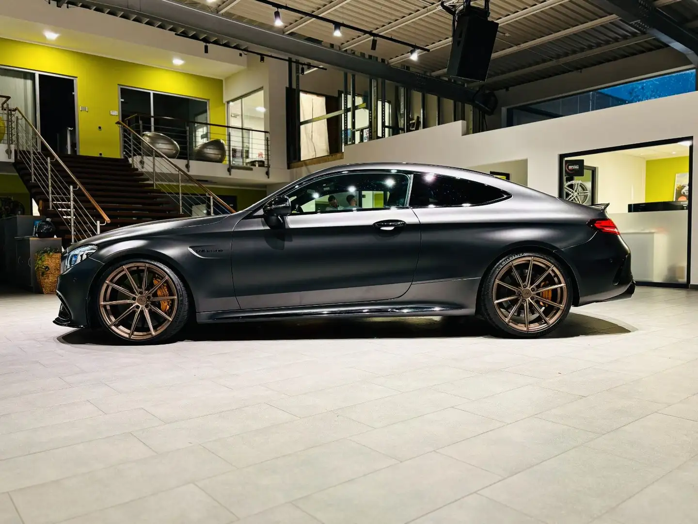 Mercedes-Benz C 63 AMG C63s AMG Sitzbel.*Burmester*Sternenhimmel* Gris - 2