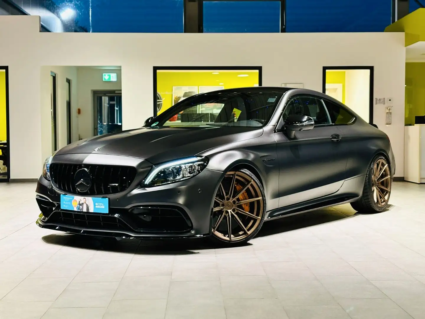 Mercedes-Benz C 63 AMG C63s AMG Sitzbel.*Burmester*Sternenhimmel* Gris - 1