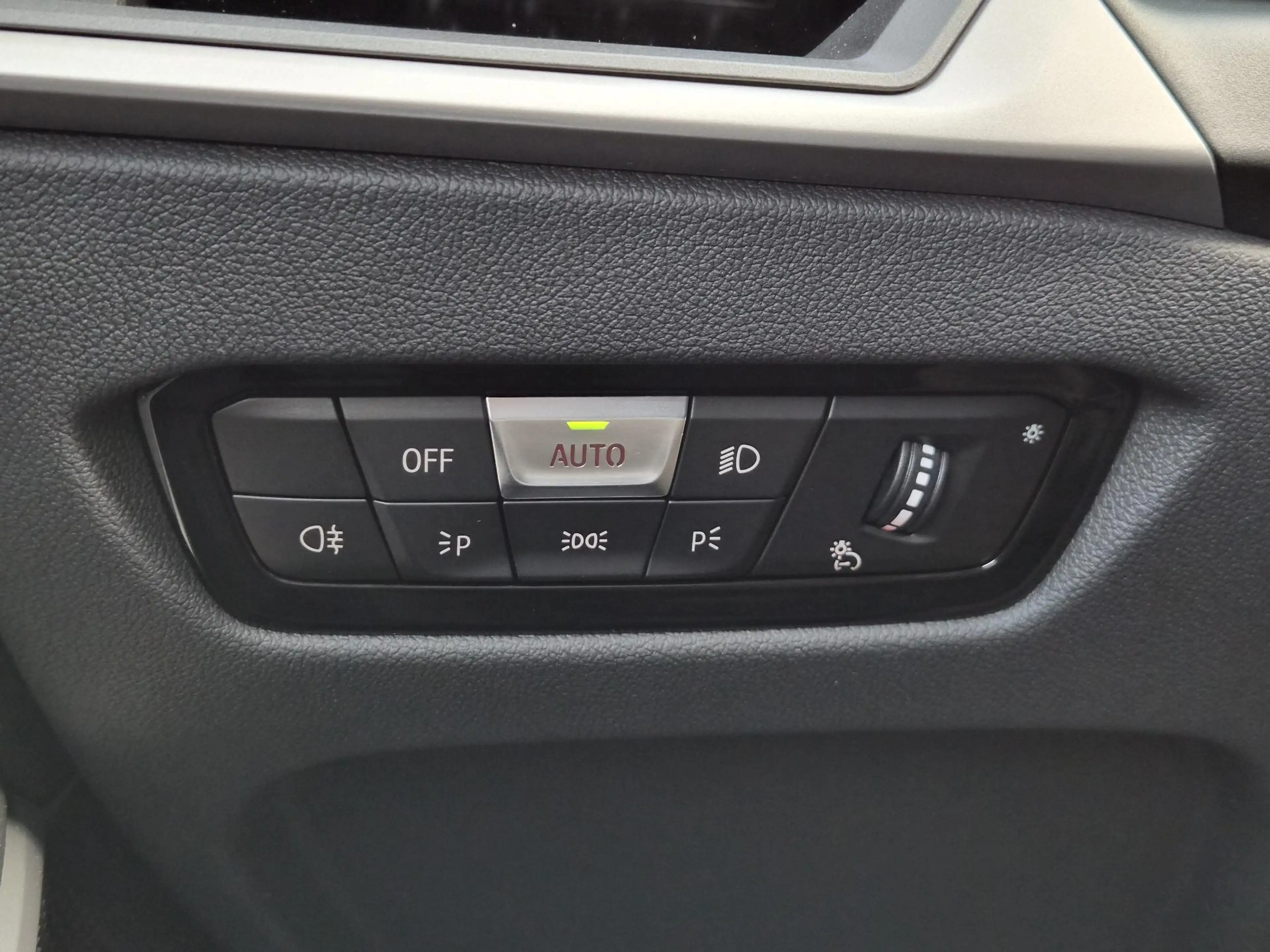BMW 330 3-serie Touring 330e / SOH 95% / Dealer onderhoude — photo 42