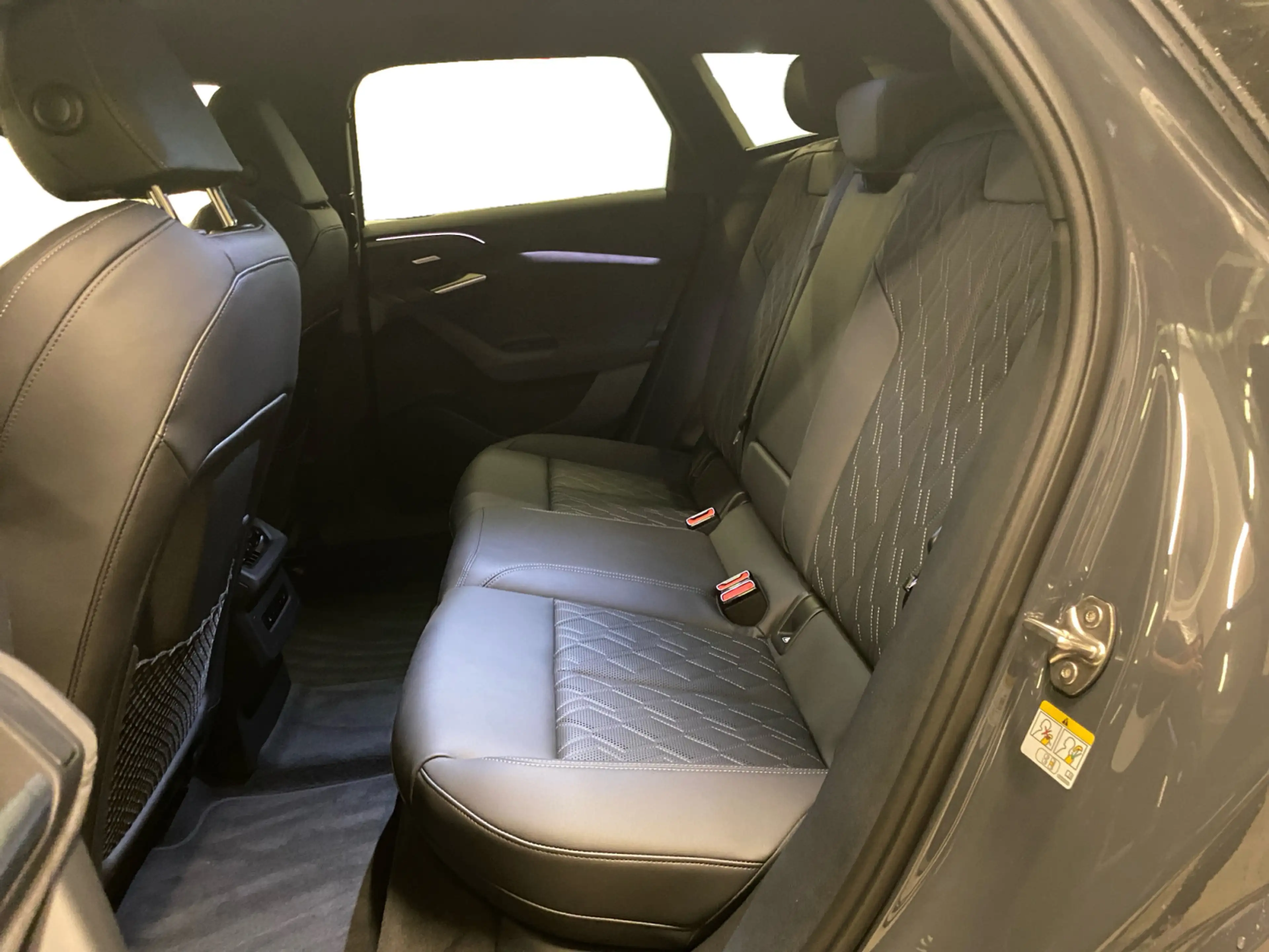 Audi A6 e-tron performance 270 kW - Klimatisier — photo 2