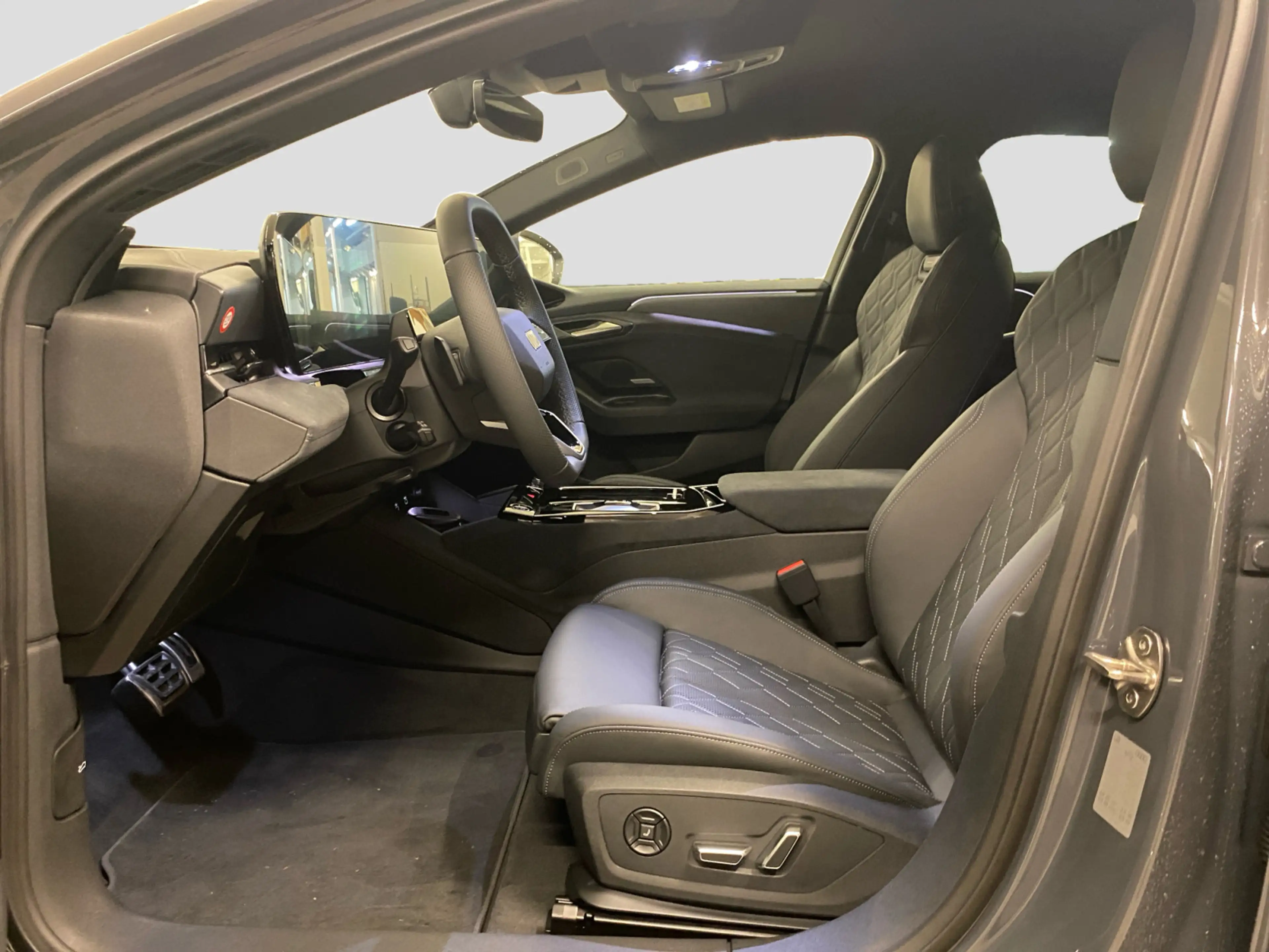 Audi A6 e-tron performance 270 kW - Klimatisier