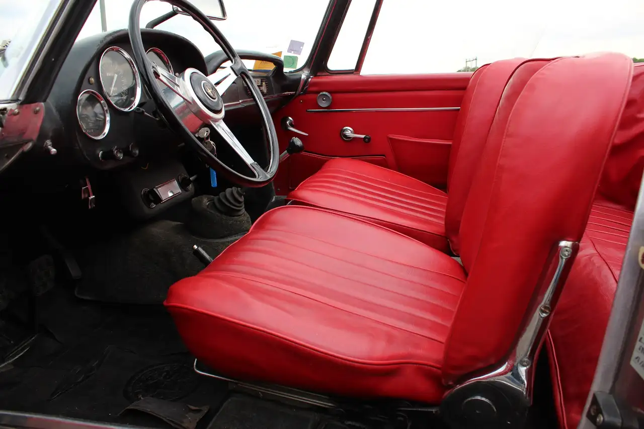 Alfa Romeo Spider 2600 Touring Spider, foto 6