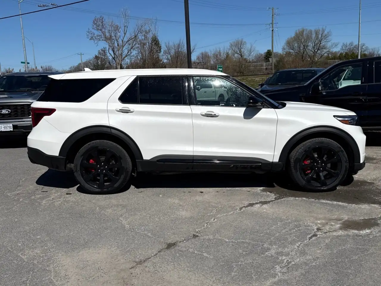 Ford Explorer снимка Ford Explorer