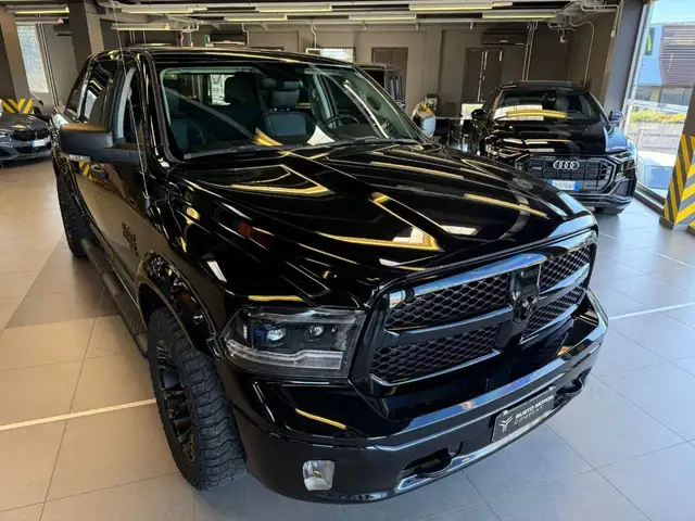 RAM 1500 V8 Crew Cab Limited GPL 395cv
